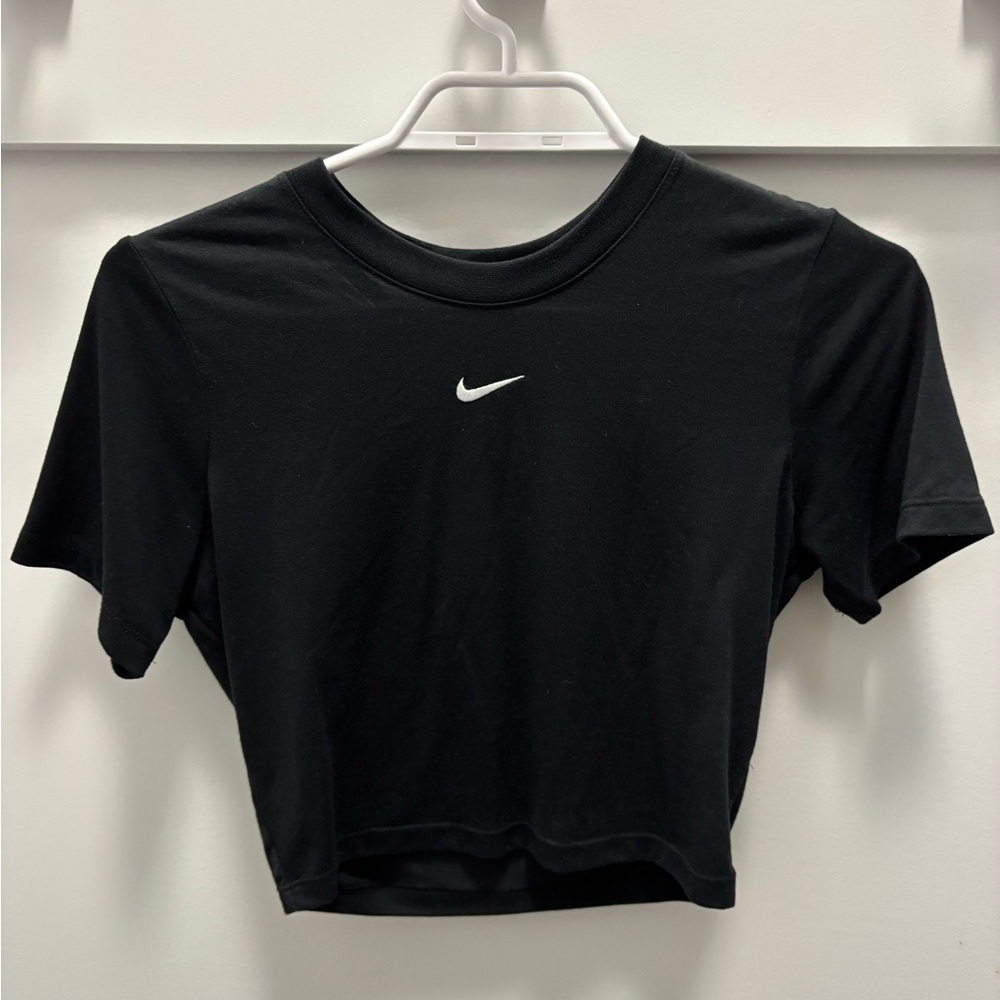 Nike Black Women's Short Sleeve Tee